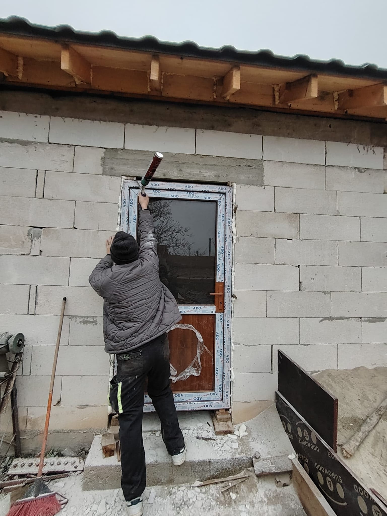 Lucrare montaj tâmplărie PVC Antem Star - foto 9